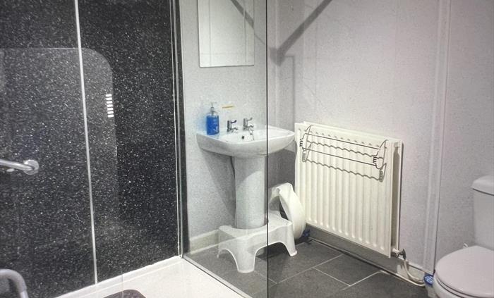 Wet room wheelchair friendly